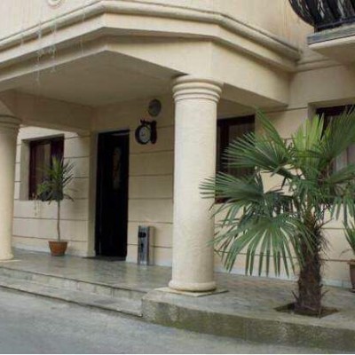 Hotel in Sololaki Near Freedom Square