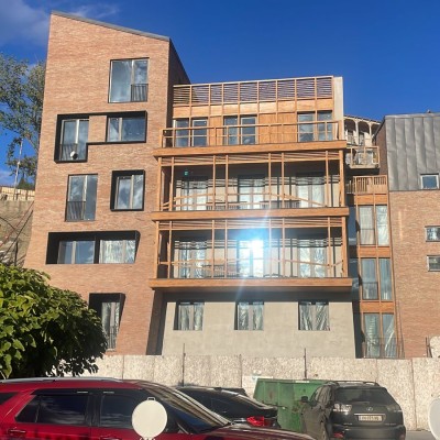 White-Frame Newly Built Hotel in the Heart of Old Tbilisi-2